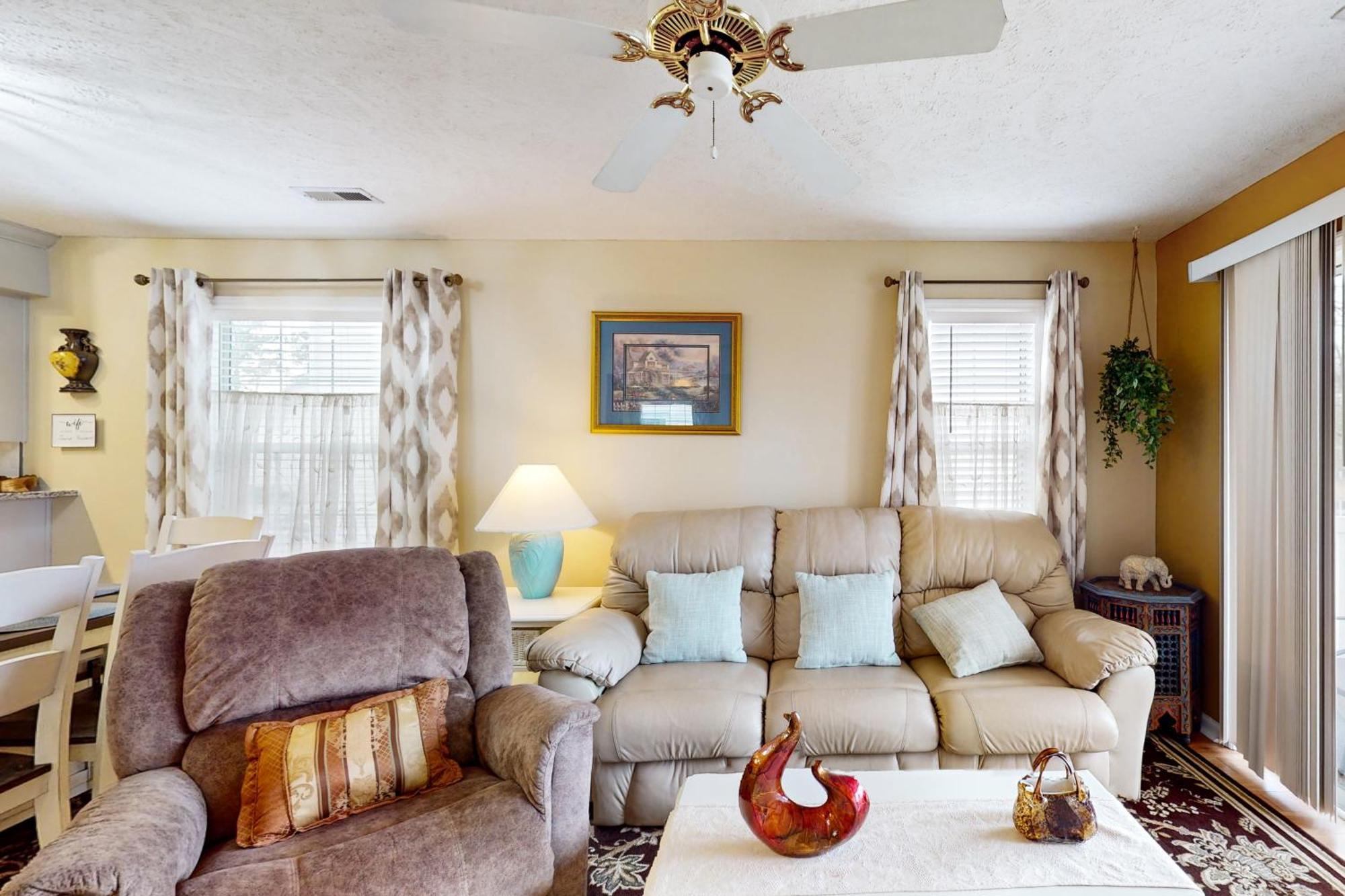 Apartment River Oaks 10d *