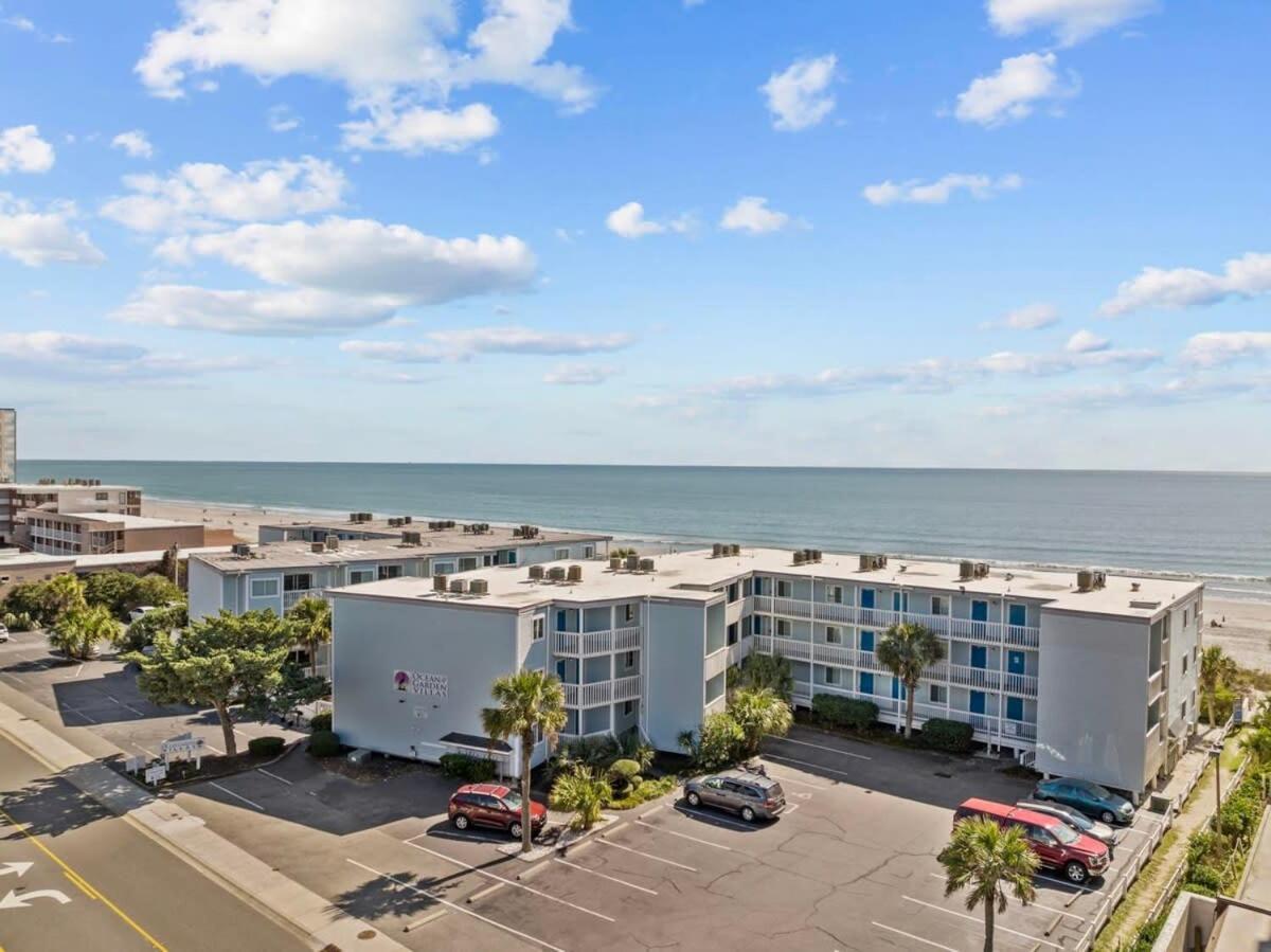 Beachfront Ocean View W Pool & Comfy Beds *