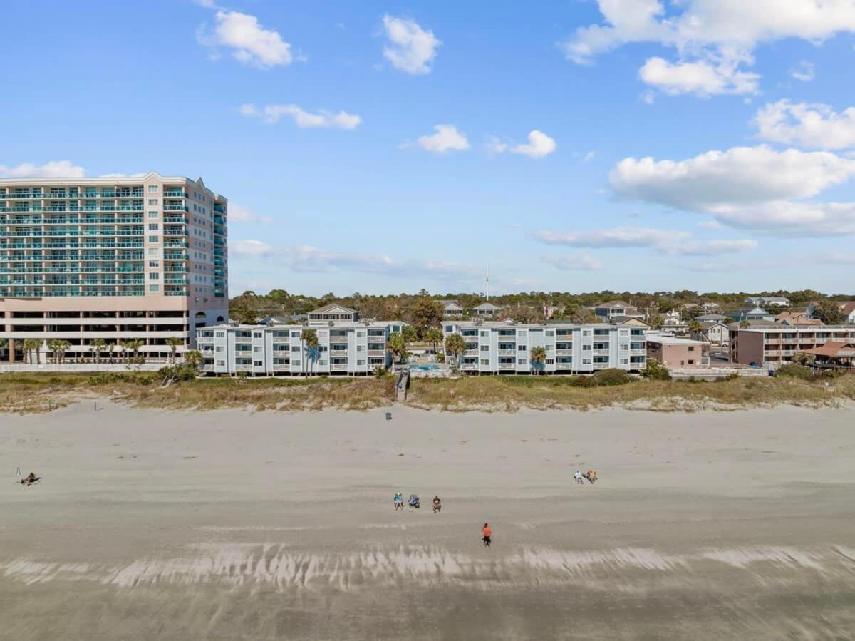Beachfront Ocean View W Pool & Comfy Beds Holiday home Myrtle Beach
