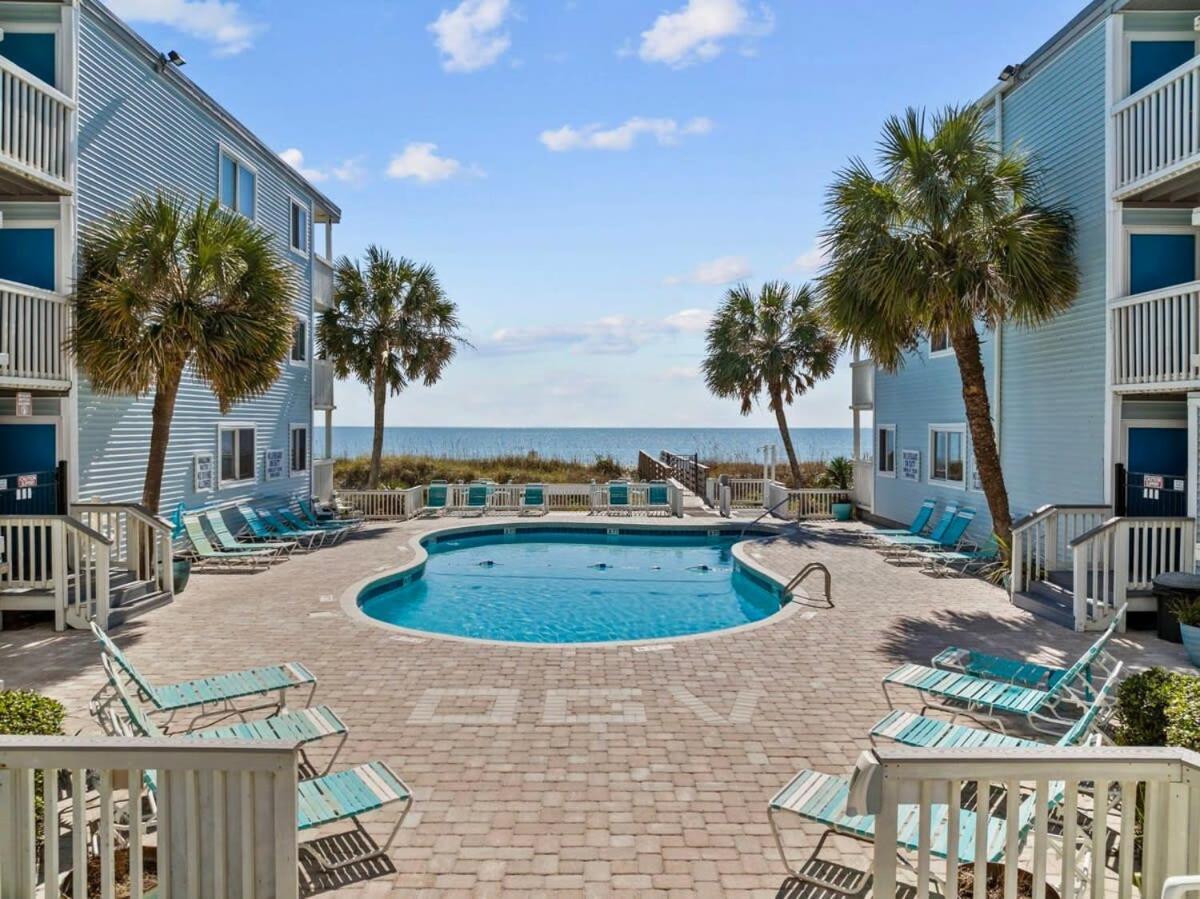 Beachfront Ocean View W Pool & Comfy Beds