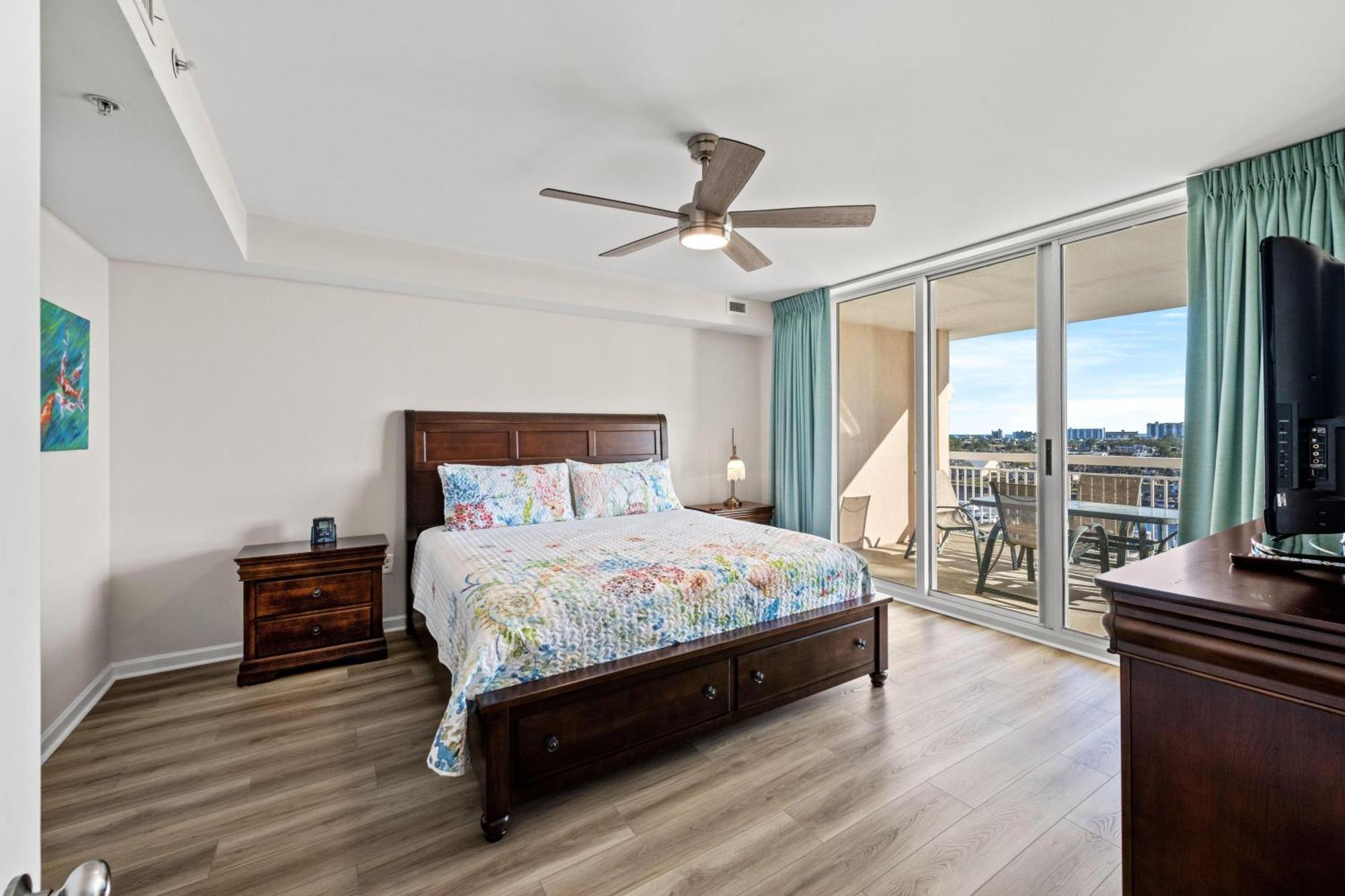 Barefoot - North Tower 905 - Windy Hill *