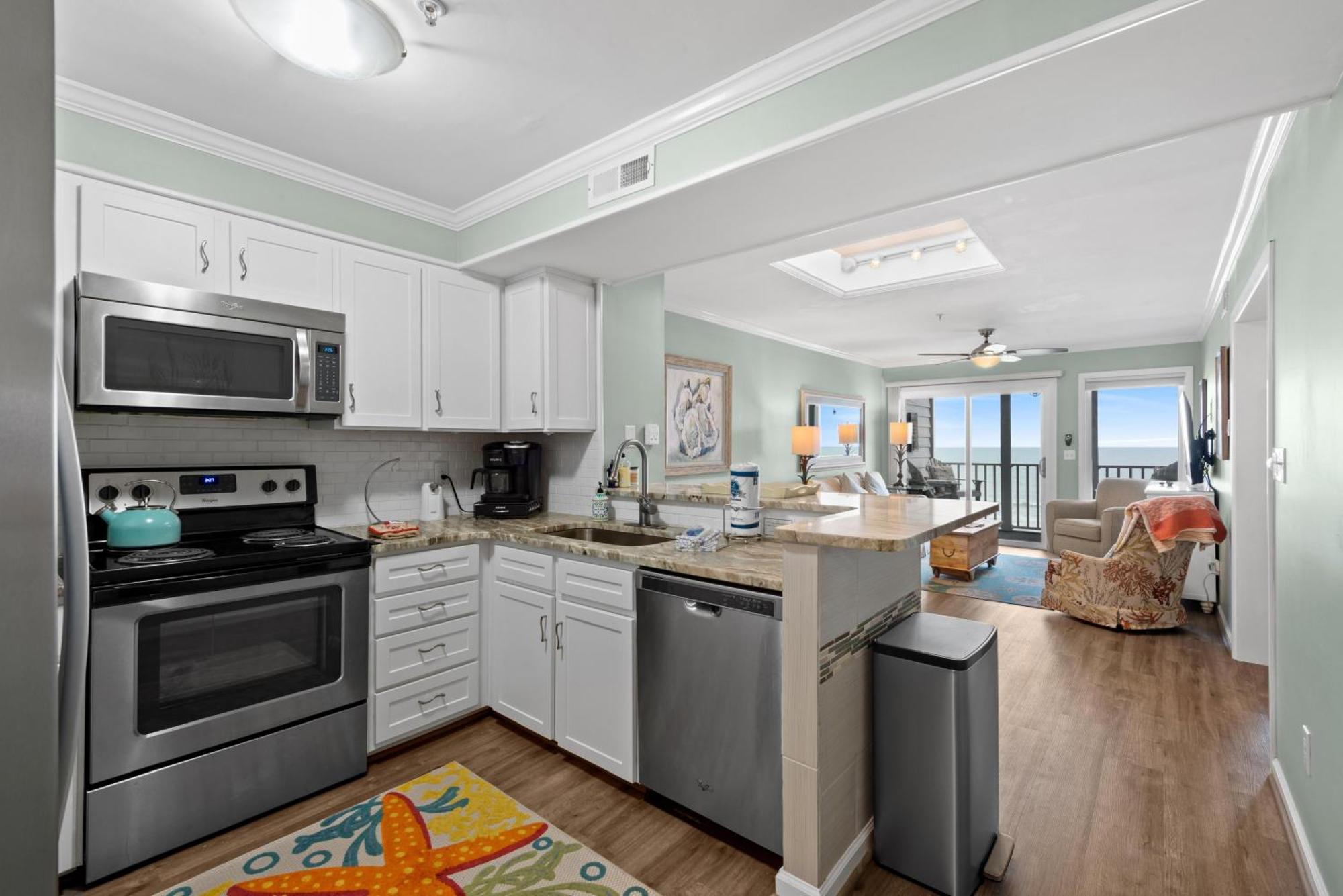 Pelicans Landing 403 - Oceanfront - Shore Drive Section *