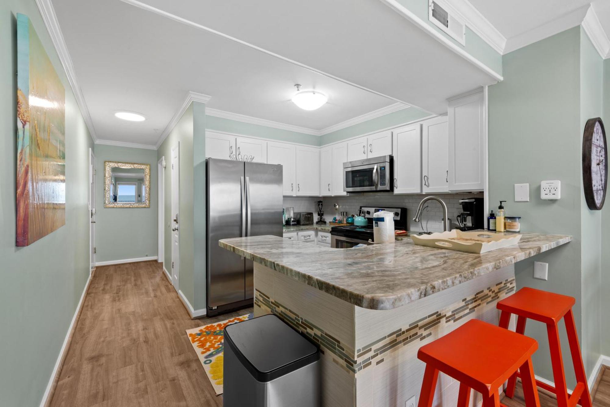 Pelicans Landing 403 - Oceanfront - Shore Drive Section