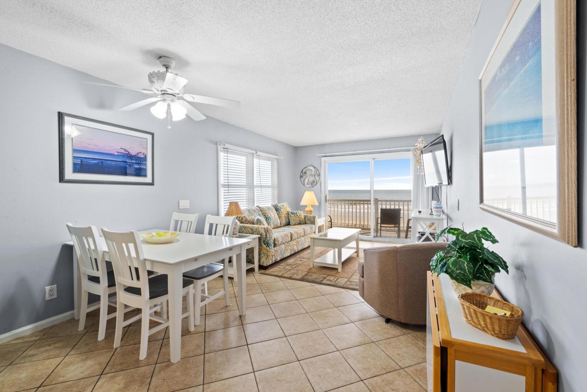 Nautical Watch 301 - Oceanfront - Windy Hill Section Holiday home *