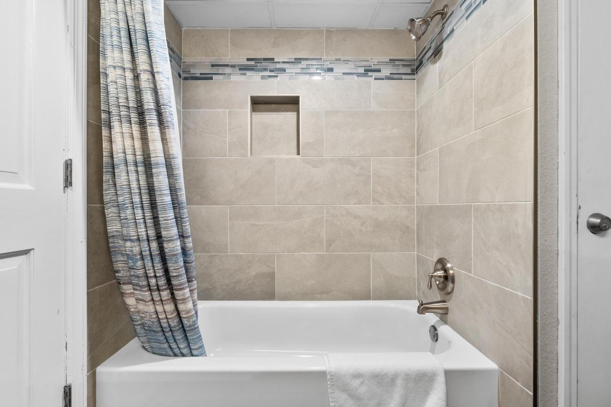 Cove 420 - Oceanfront - Windy Hill Section Holiday home *