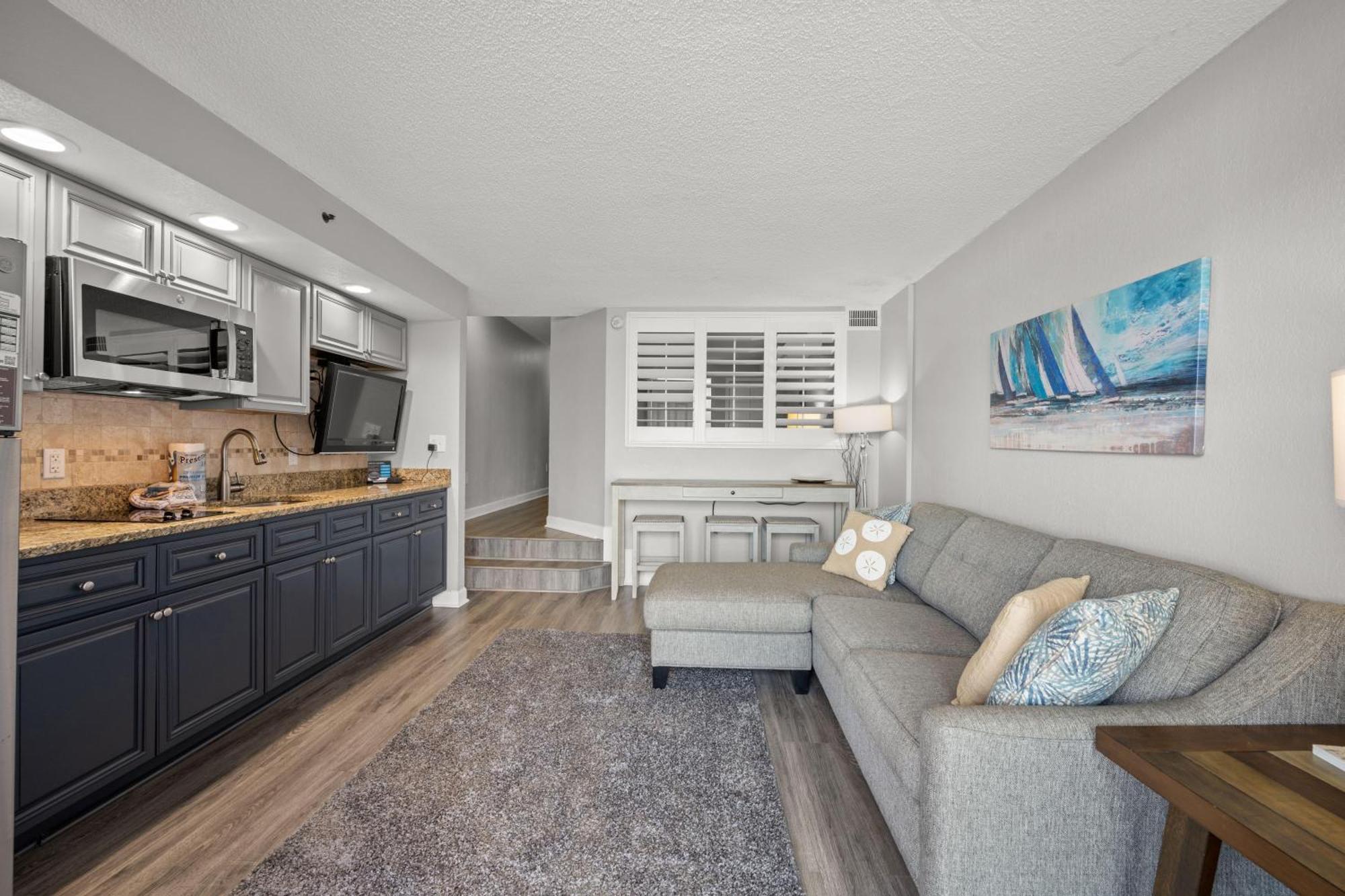 Holiday home Cove 420 - Oceanfront - Windy Hill Section *