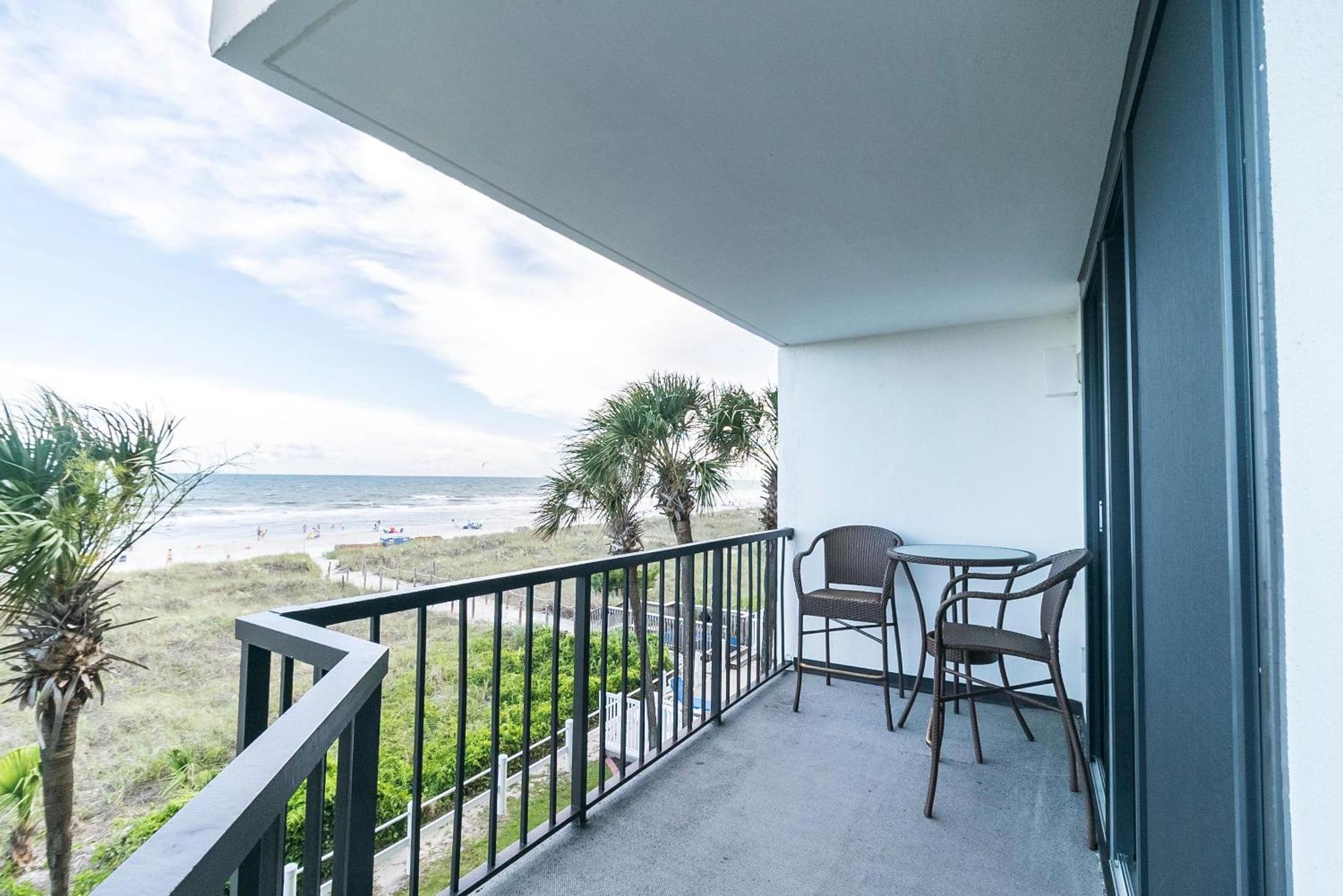 Crescent Sands B2 - Oceanfront - Crescent Section Holiday home Myrtle Beach