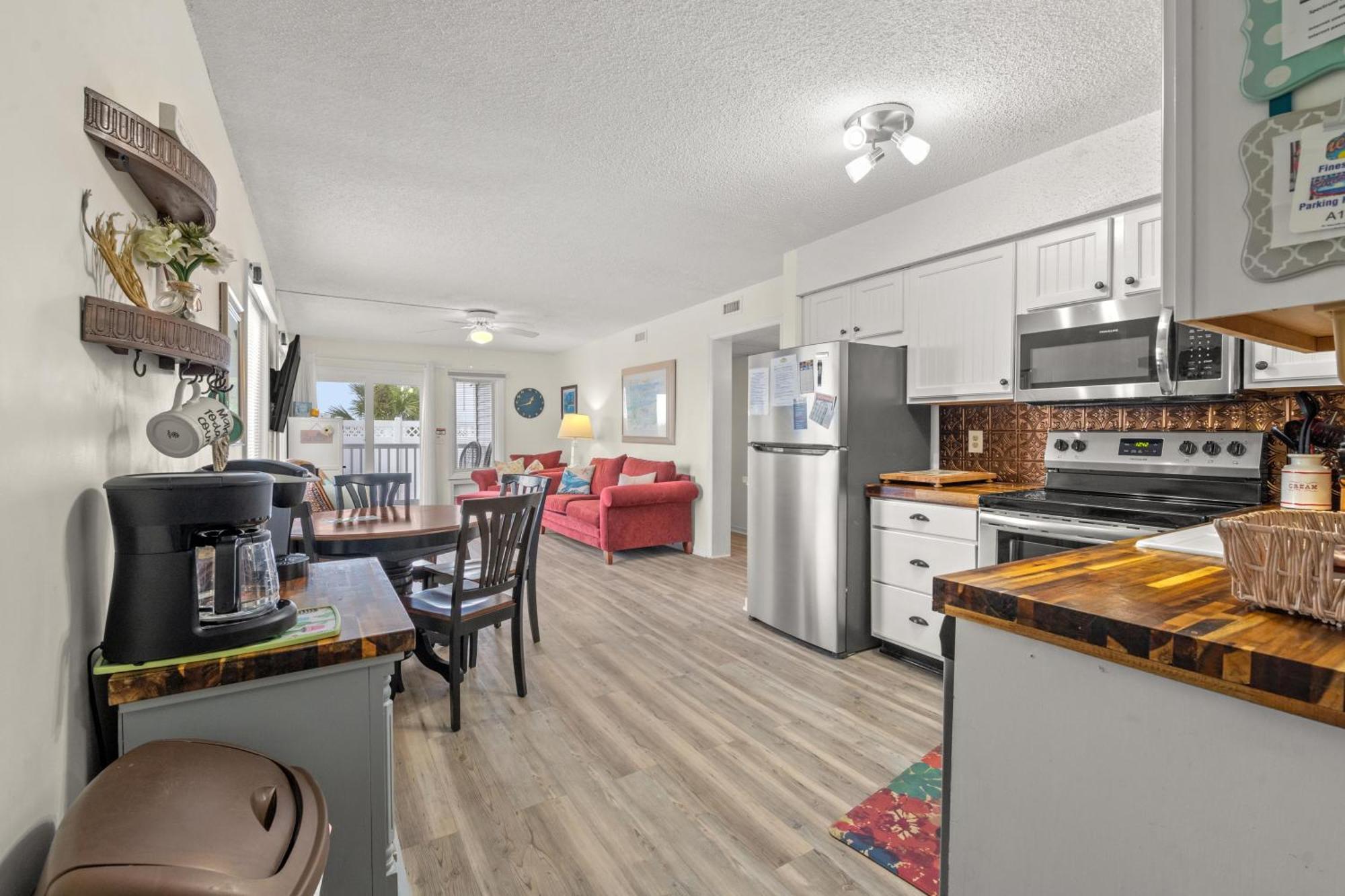 Finestere A1- Oceanfront - Cherry Grove Section Holiday home Myrtle Beach