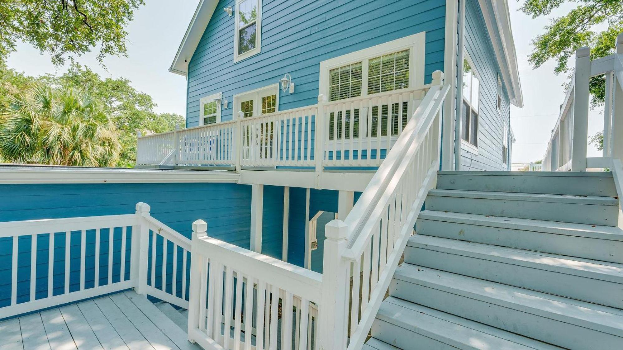 Blue Moon - 3rd Row - Ocean Drive Section Holiday home