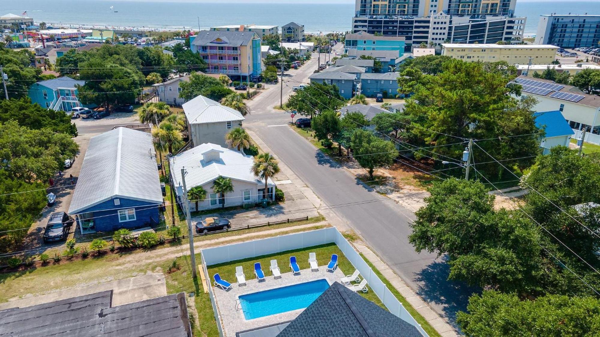 Blue Moon - 3rd Row - Ocean Drive Section