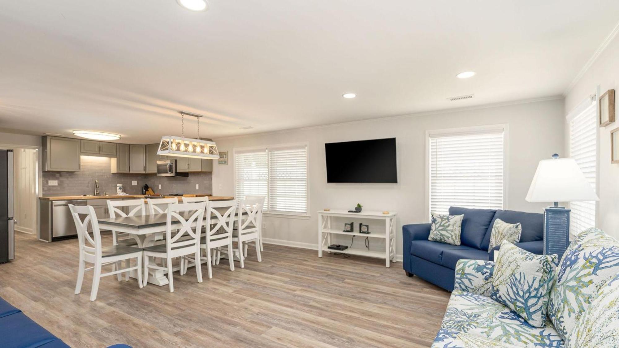 Dollar - 3rd Row - Ocean Drive Section * Myrtle Beach