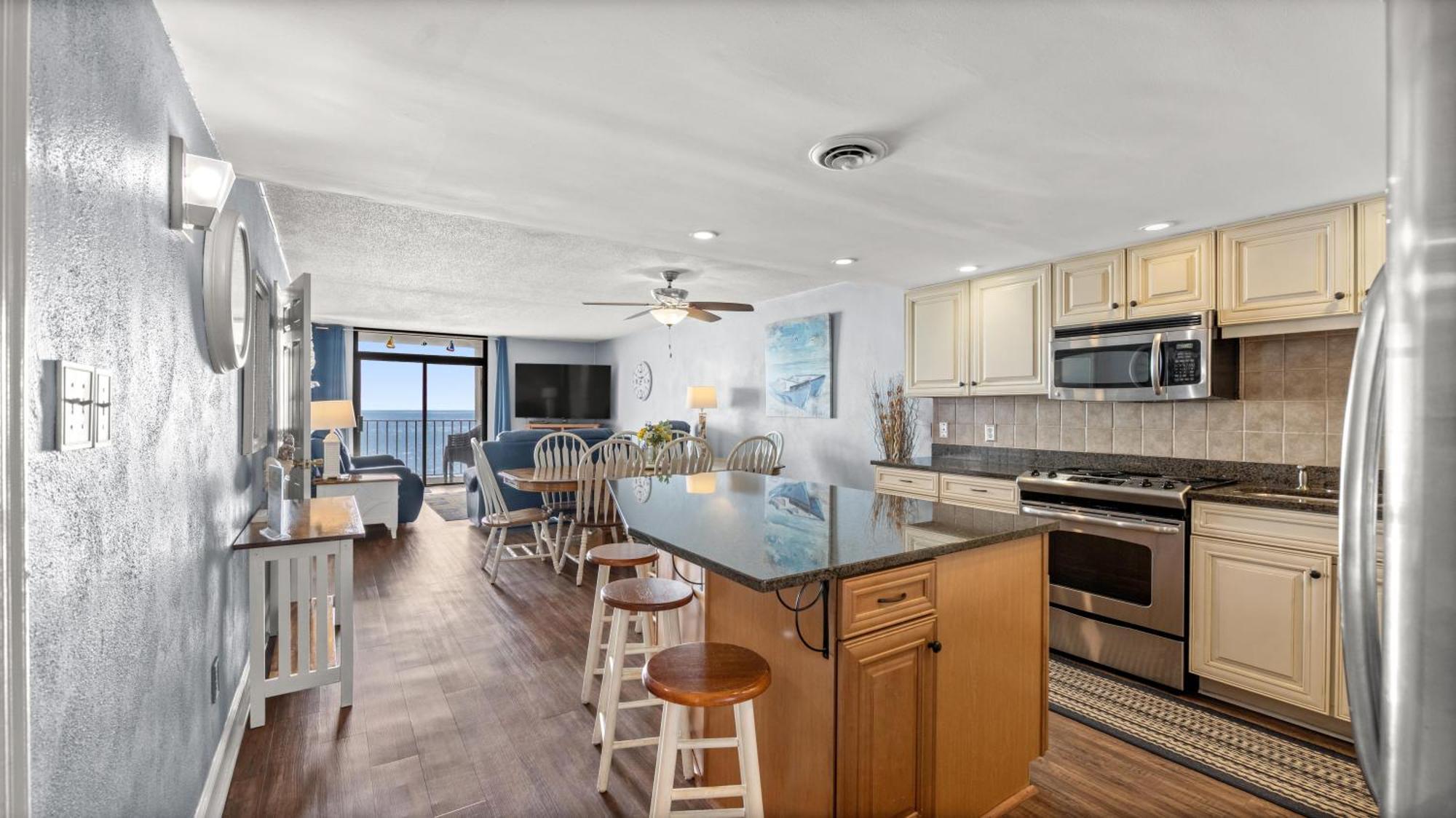 Holiday home Ocean Towers Club 701 - Oceanfront - Windy Hill Section Myrtle Beach