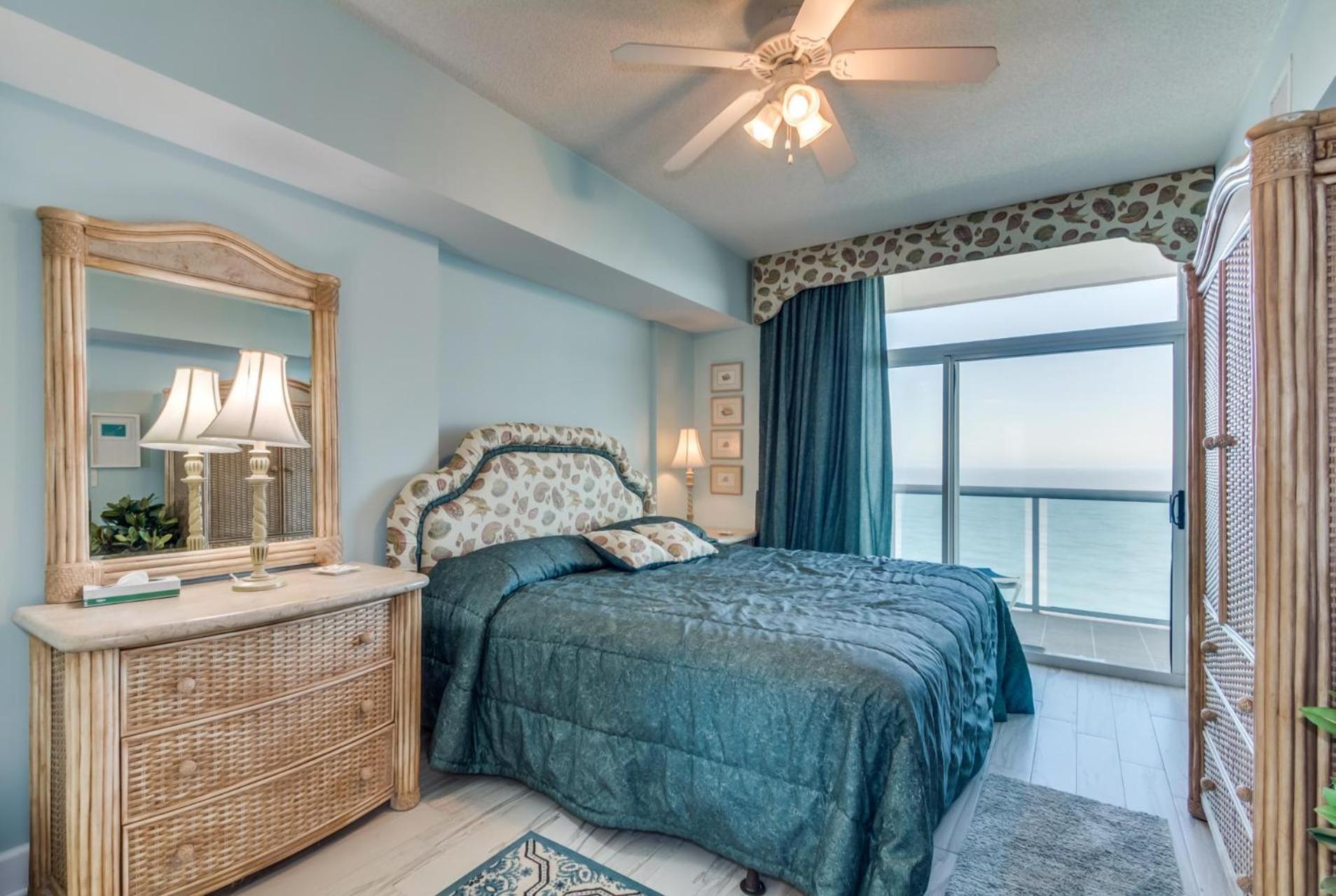 Crescent Keyes Ph16 - Oceanfront - Crescent Section