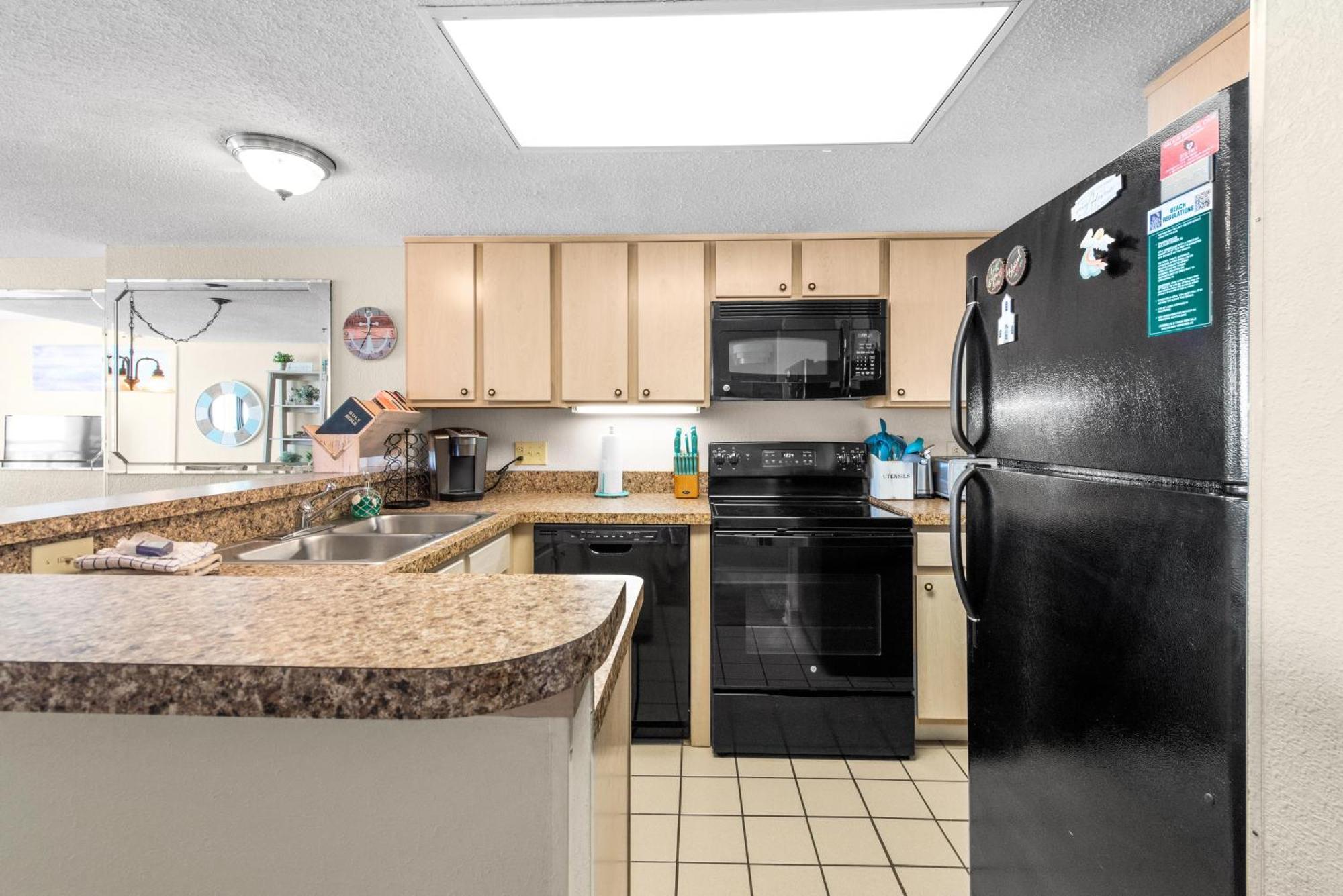 Cove 1503 - Oceanfront - Windy Hill Section Holiday home *