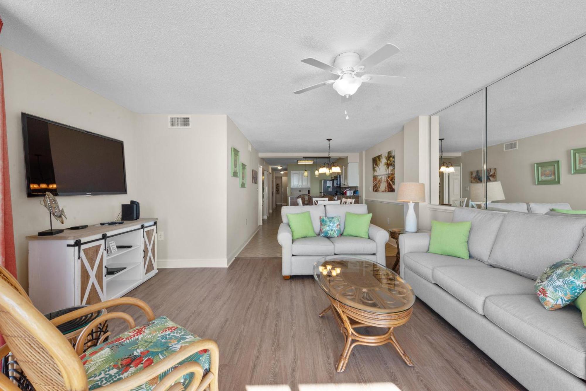 Summit 6f - Oceanfront - Windy Hill Section Holiday home Myrtle Beach