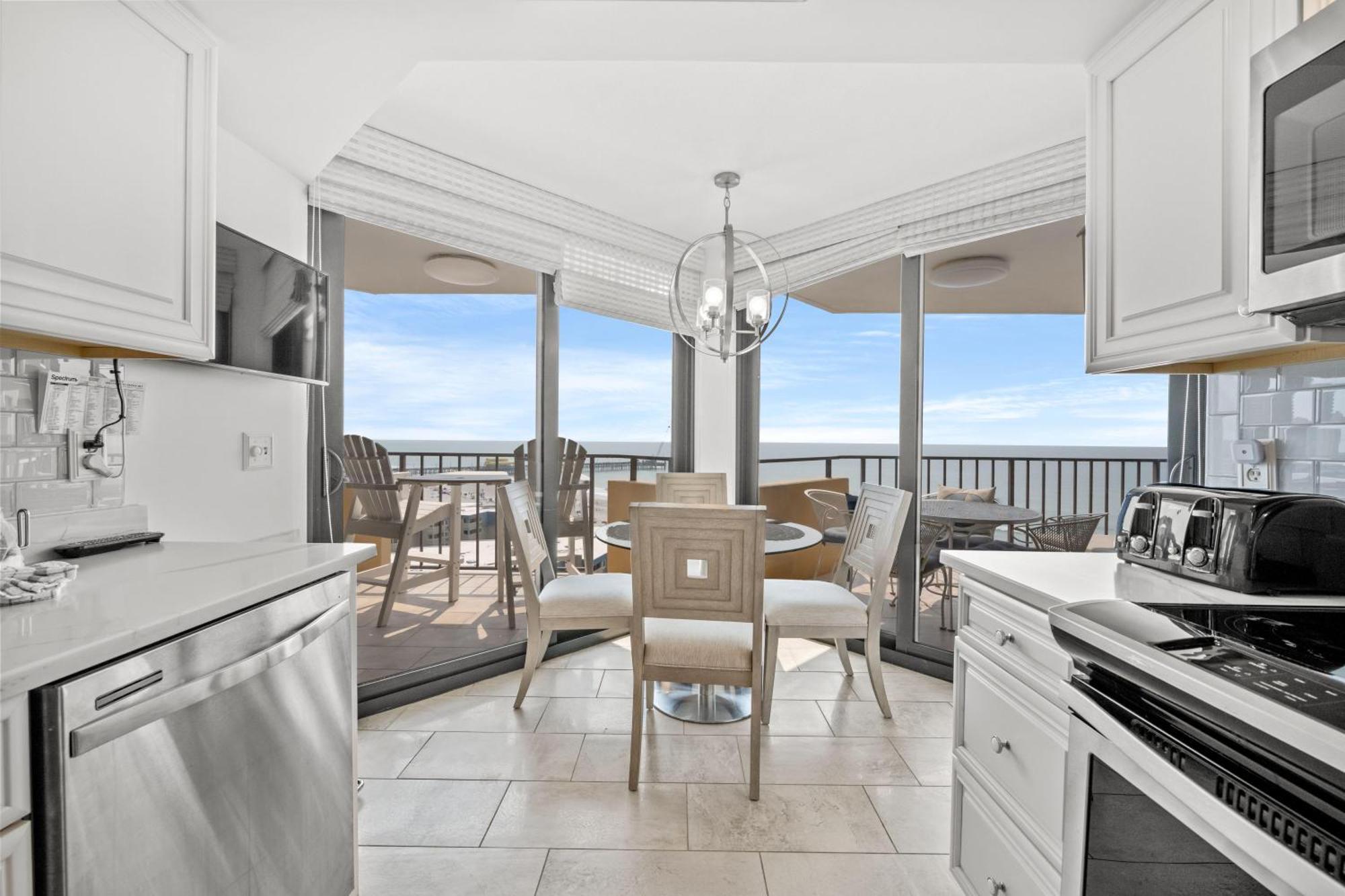 Maisons-sur-mer 908 - Ocean View - Shore Drive Holiday home