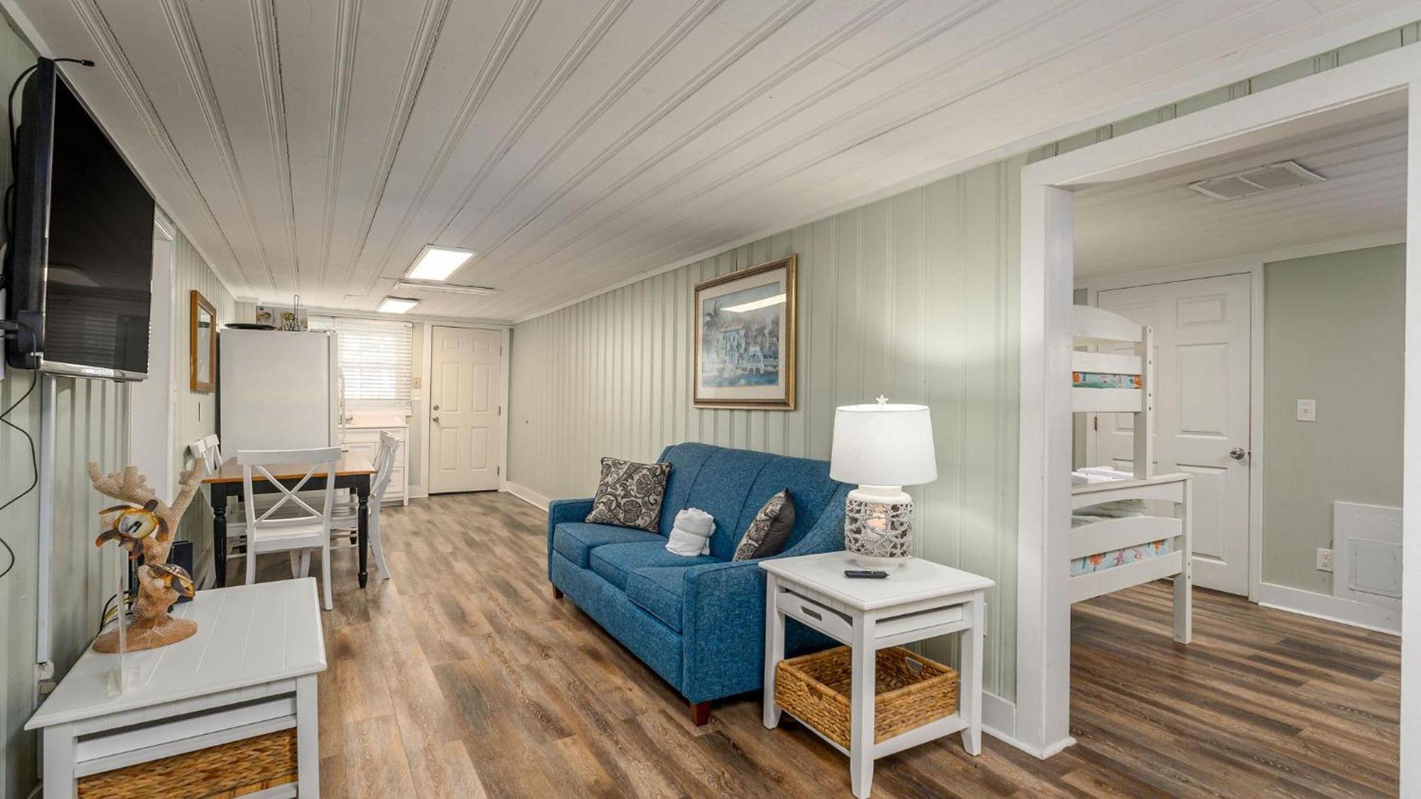 Ocean Pearl - 2nd Row - House - Crescent * Myrtle Beach