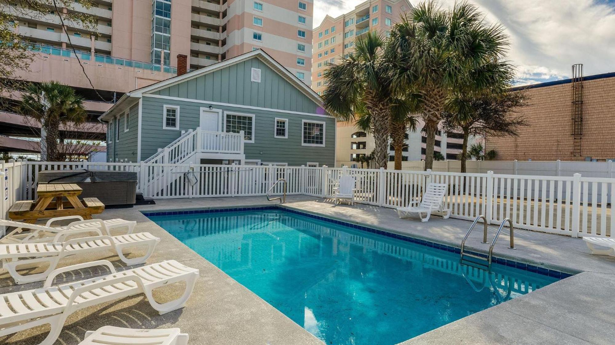 Ocean Pearl - 2nd Row - House - Crescent * Myrtle Beach