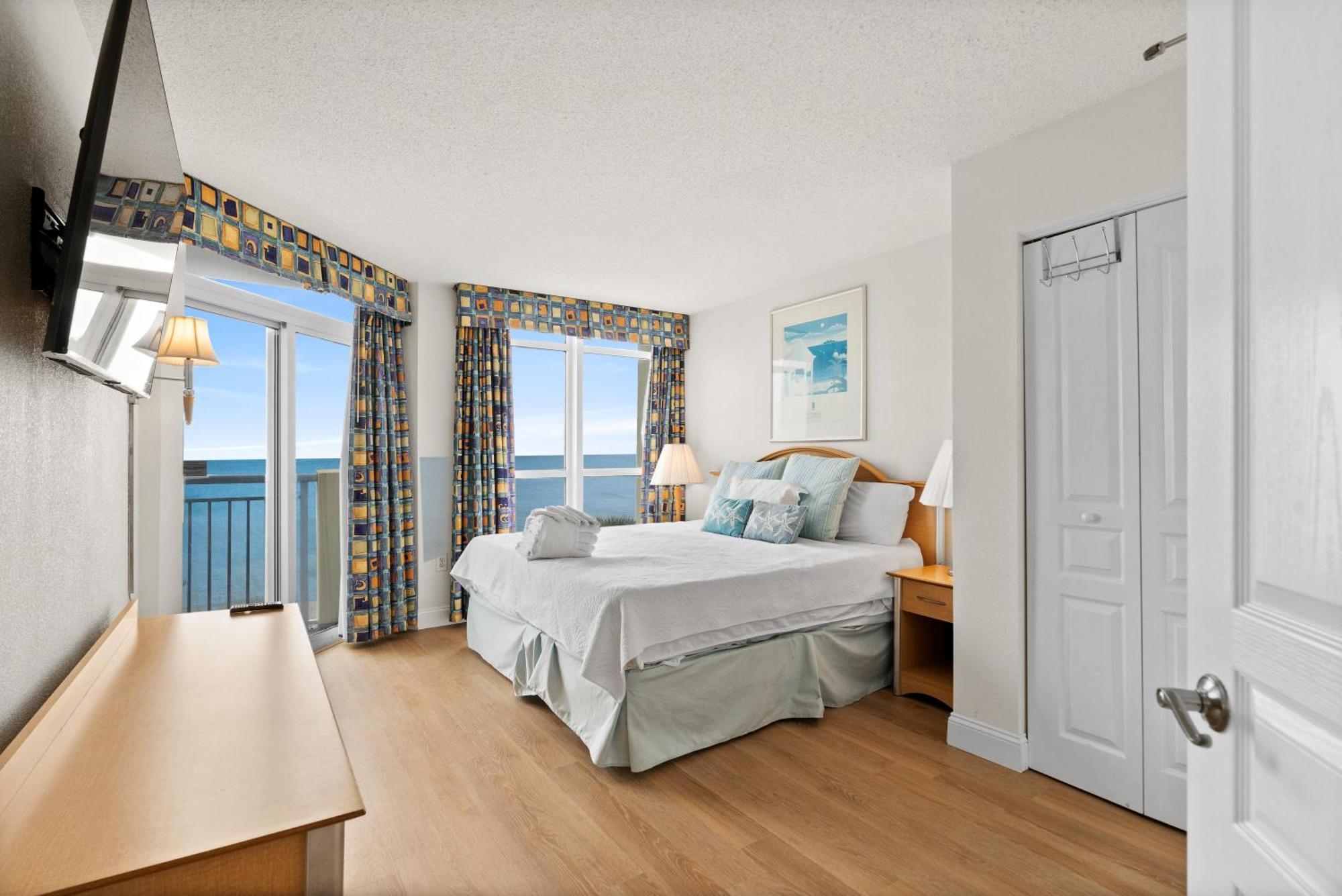 Bay Watch N 302-oceanfront-crescent Holiday home Myrtle Beach