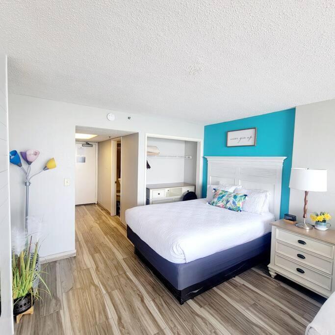 Apartment Bluetique Oceanfront Pet Friendly Indoor Pool