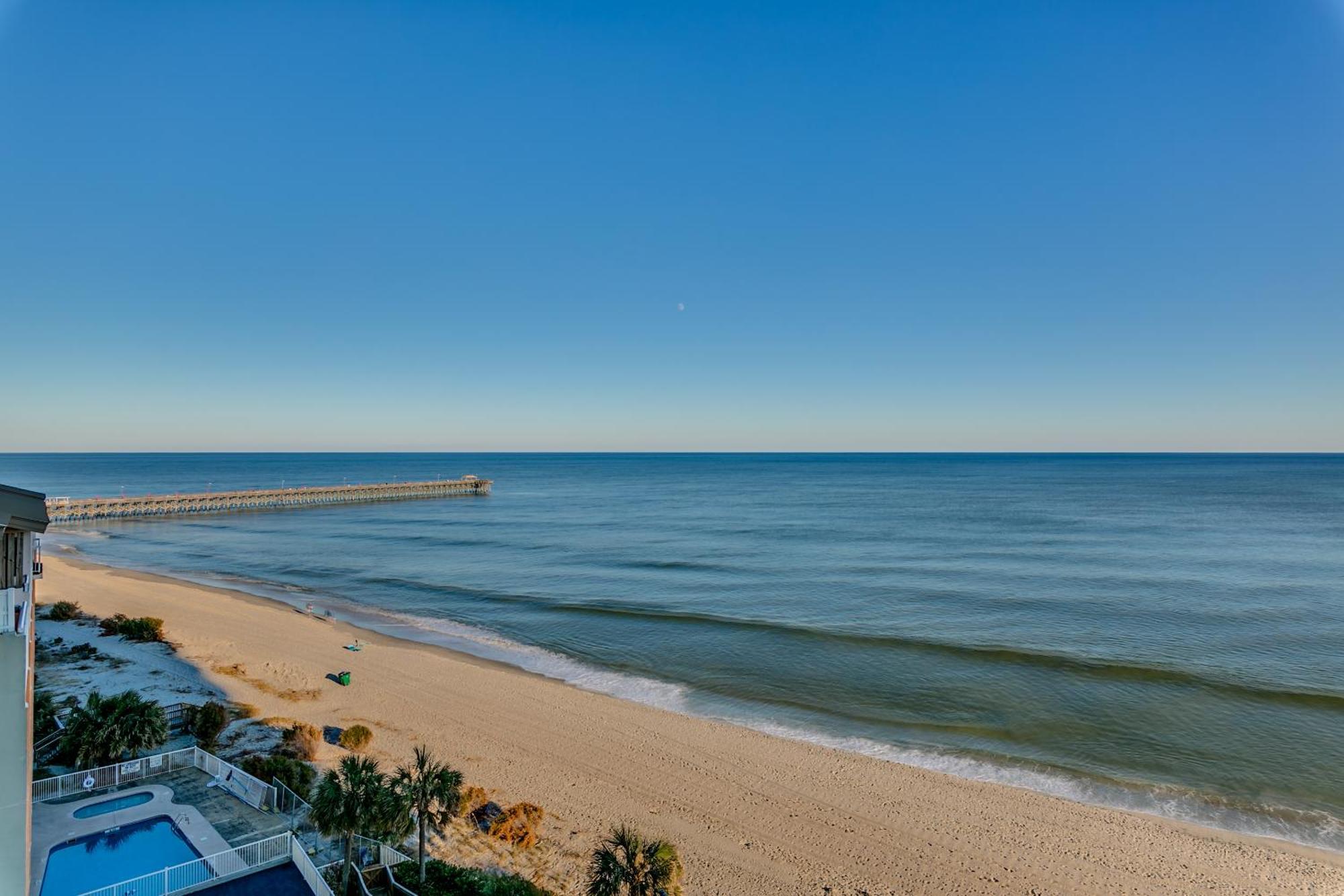 Stunning Oceanfront King On 18th Floor Centrally Located