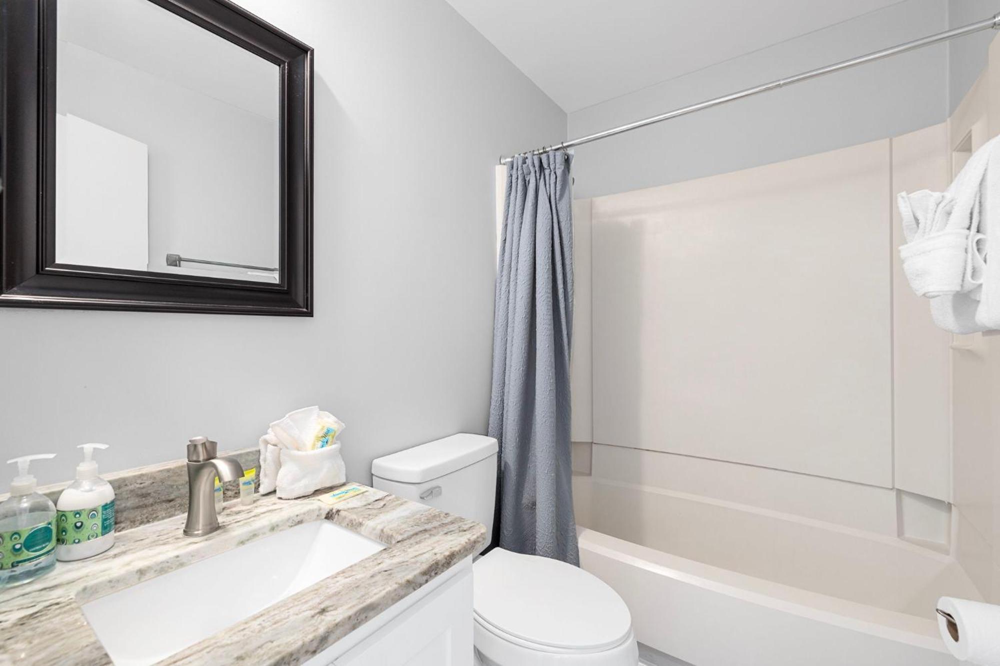 Apartment Beautiful 2br Penthouse With Amazing Views *