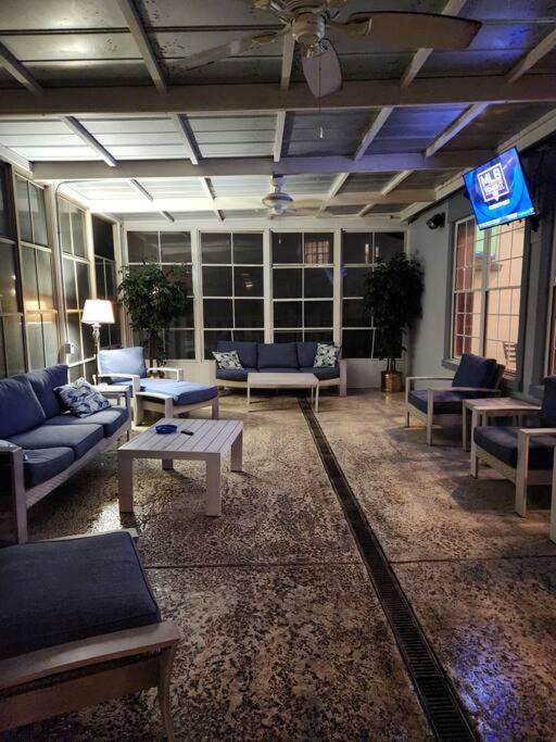 Lux Golf At Great Rates Apartment
