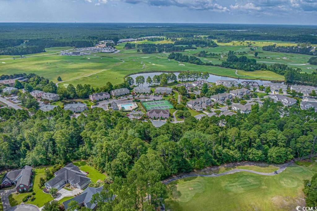 Lux Golf At Great Rates Apartment