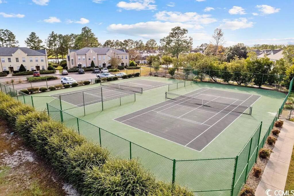 Lux Golf At Great Rates Apartment