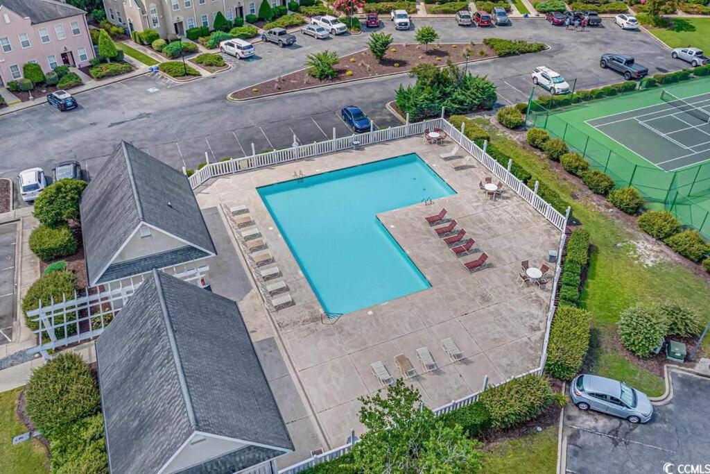 Lux Golf At Great Rates Apartment