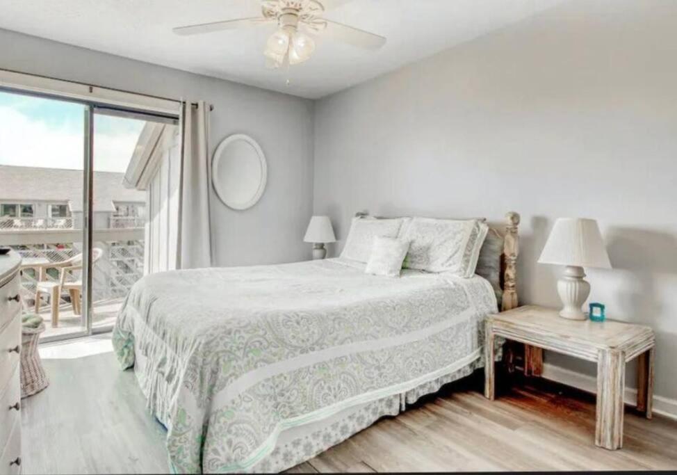 Shipwatch Pointe I ~ 2b/2b ~ Shore Drive Apartment *