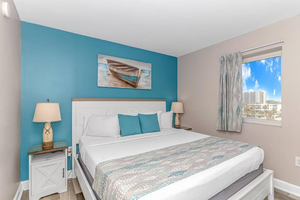 Stunning Double Unit Condo-both Newly Renovated With Spectacular Views- Atlantica 451/452 *