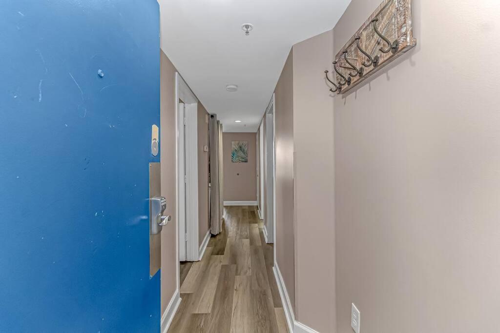 Stunning Double Unit Condo-both Newly Renovated With Spectacular Views- Atlantica 451/452 Holiday home