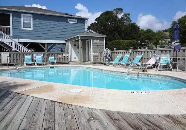 Two Bedroom House With Community Pool! Walk To The Beach! 299 Arrowhead Road * Myrtle Beach