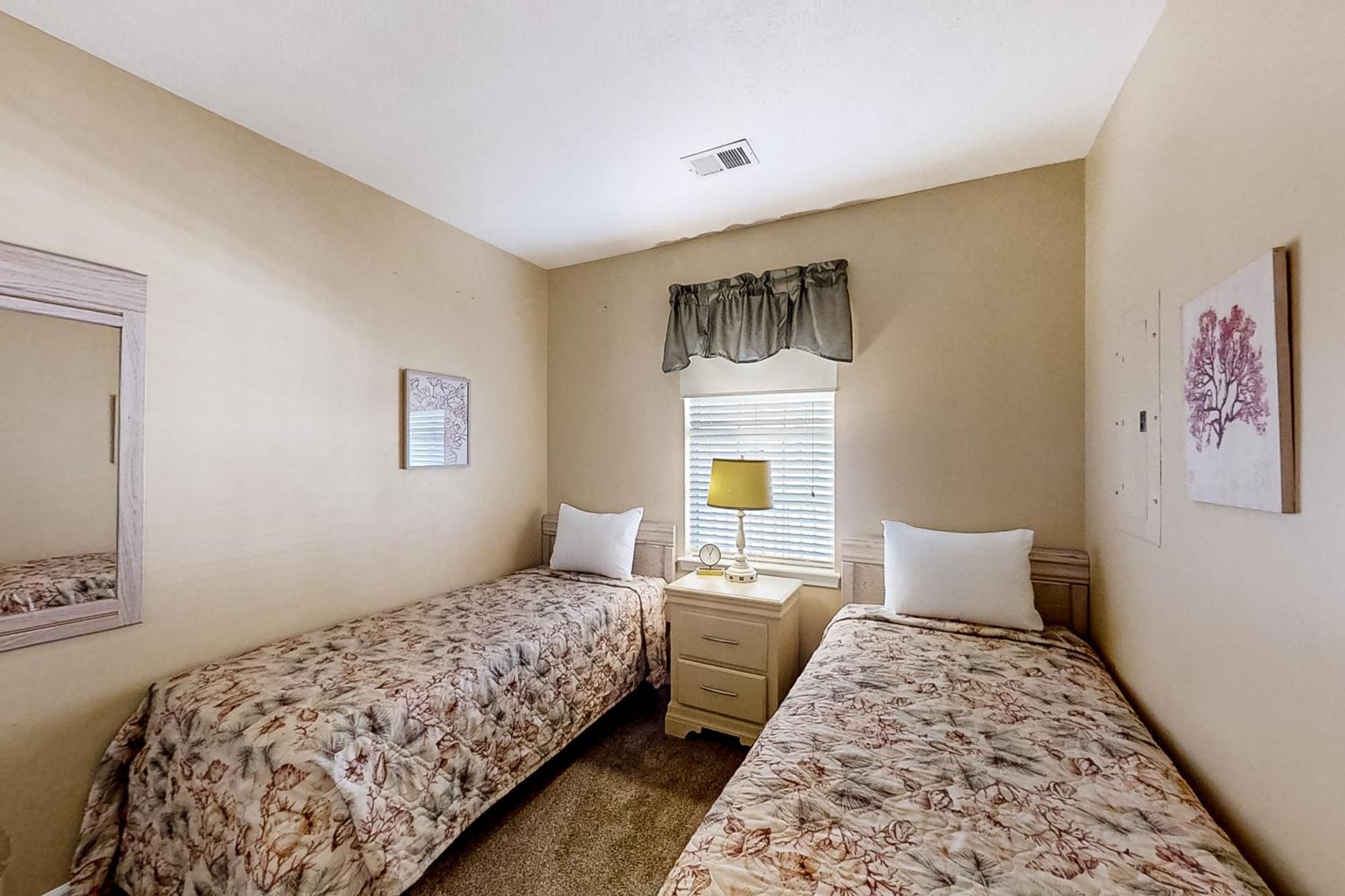 Apartment River Oaks 61m *