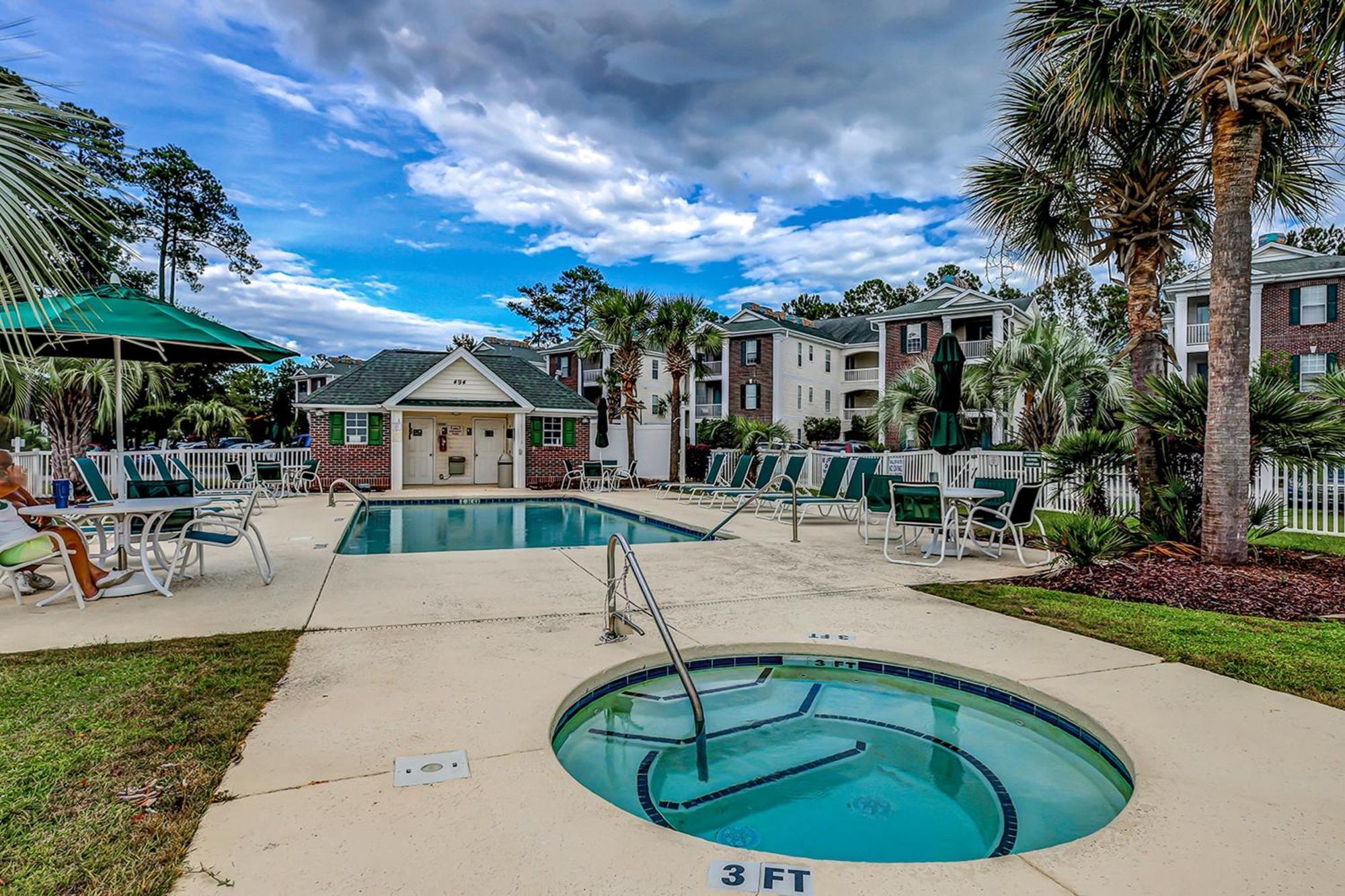 River Oaks 61m