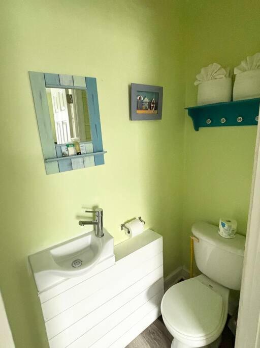 Holiday home Charming Coastal Retreat Pets Are Welcome
