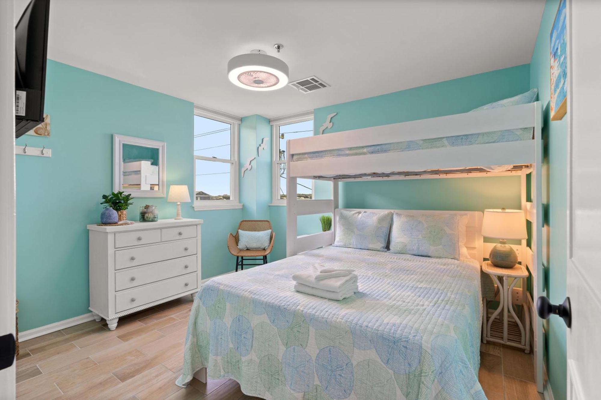 Hyperion Towers 201 - Oceanfront - Cherry Grove Section