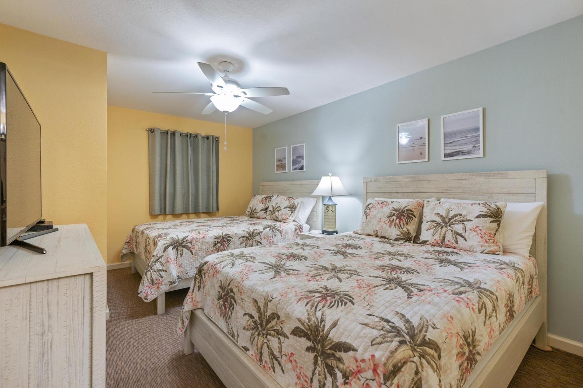 Tilghman & Golf 6015 - 2nd Row - Cherry Grove Holiday home