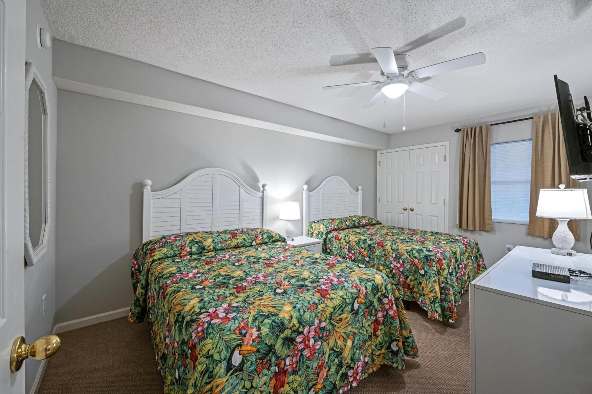 Holiday home Ashworth 807 - Ocean Front-ocean Drive Section