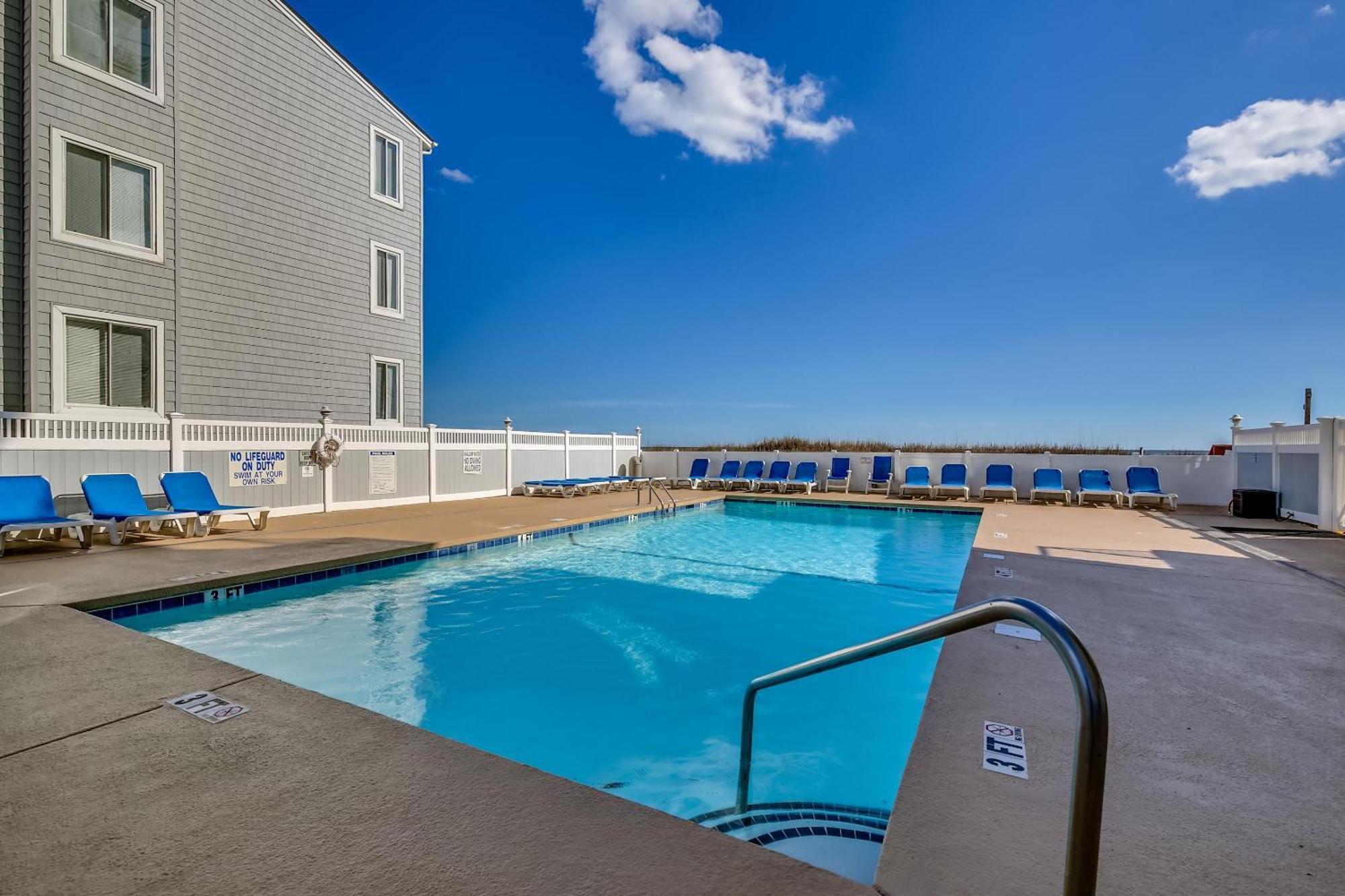 Holiday home Spinnaker 101 - Oceanfront - Windy Hill Section