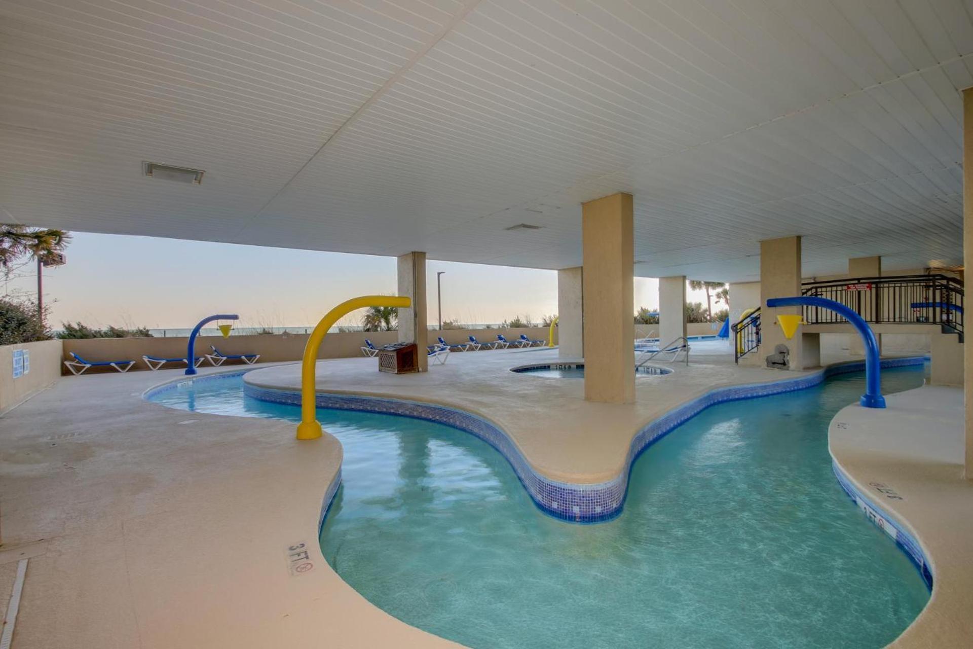 Cove 420 - Oceanfront - Windy Hill Section Holiday home *