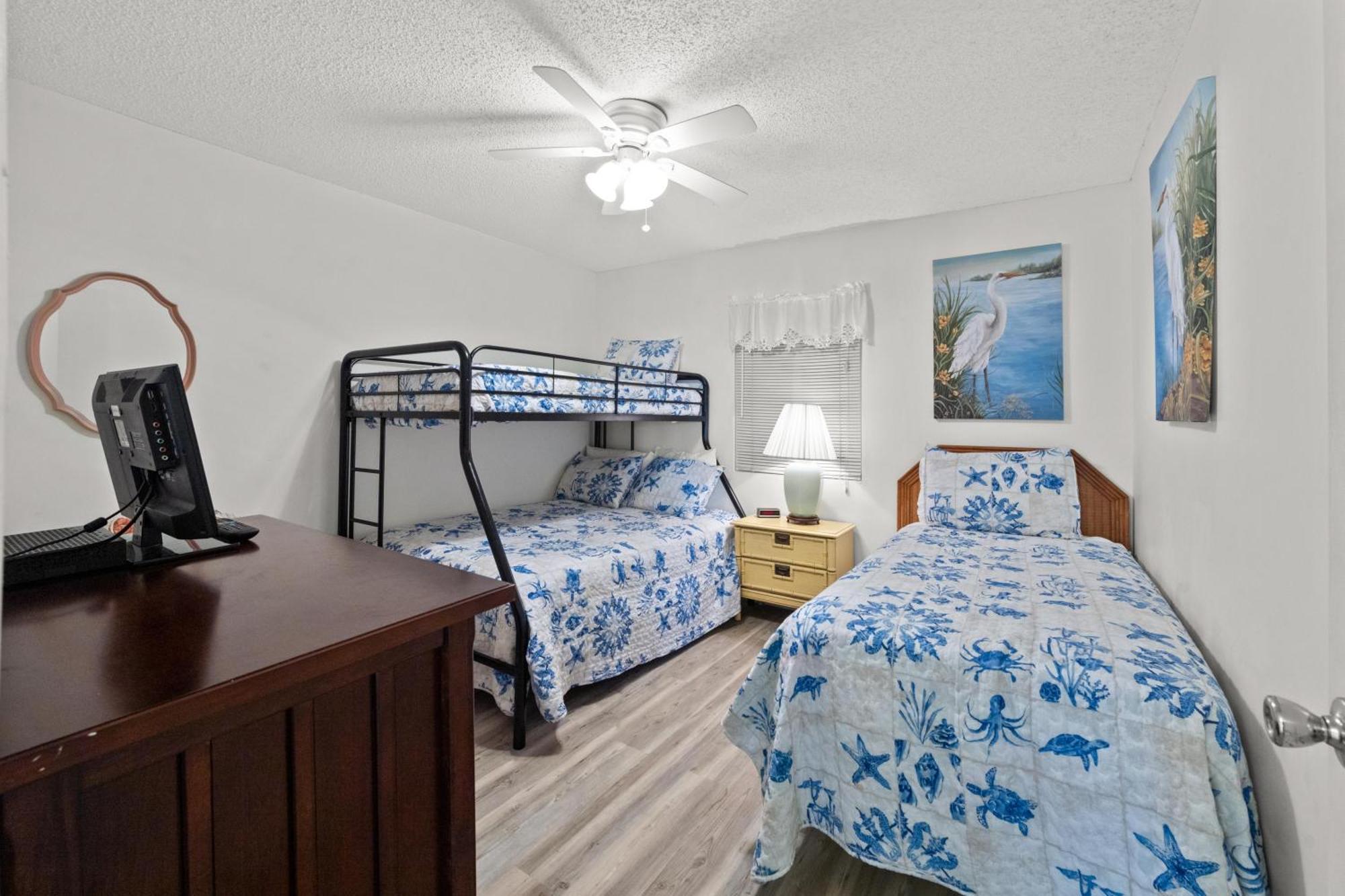 Finestere A1- Oceanfront - Cherry Grove Section Holiday home *