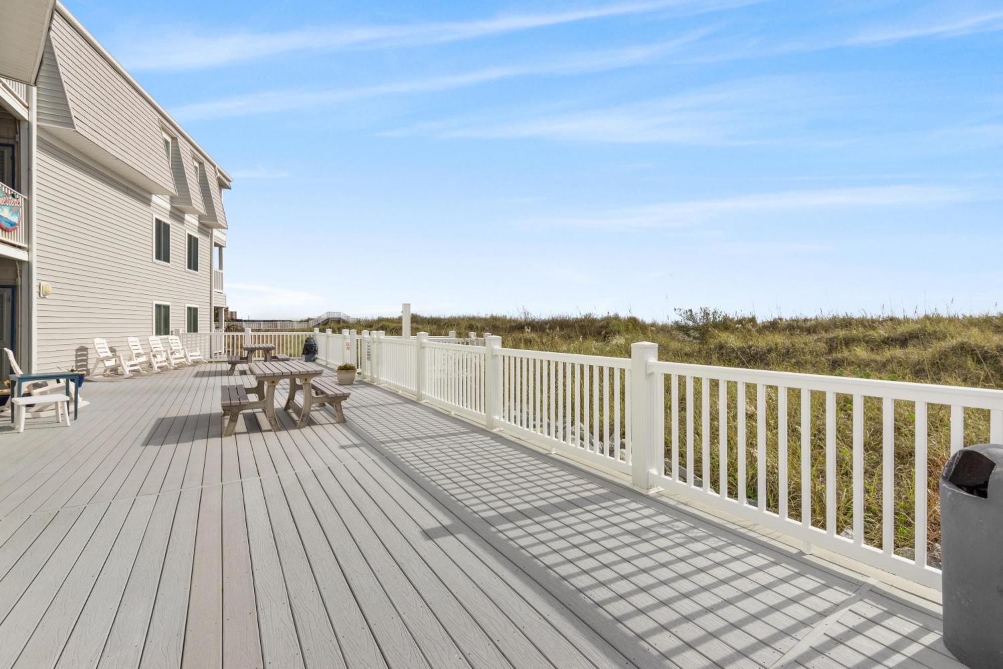 Finestere A1- Oceanfront - Cherry Grove Section *