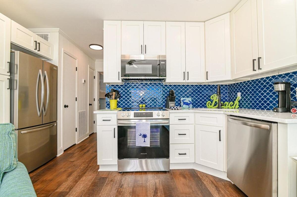 The Sandy Turtle New Modern Oceanfront W Pool * Myrtle Beach
