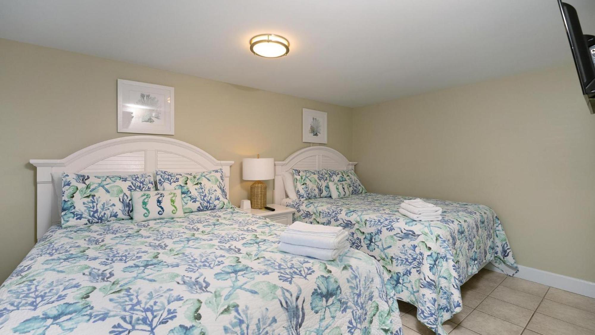 Holiday home Blue Moon - 3rd Row - Ocean Drive Section Myrtle Beach