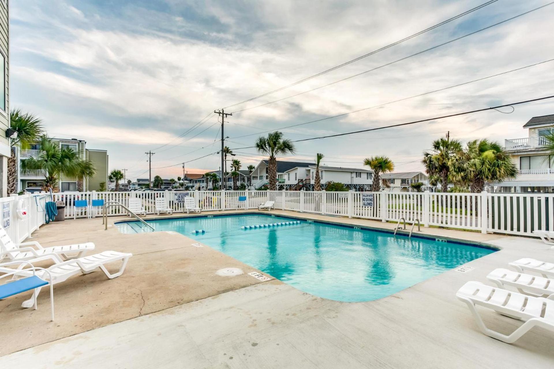 Marsh I-1 - 2nd Row Marsh View - Cherry Grove Section Holiday home