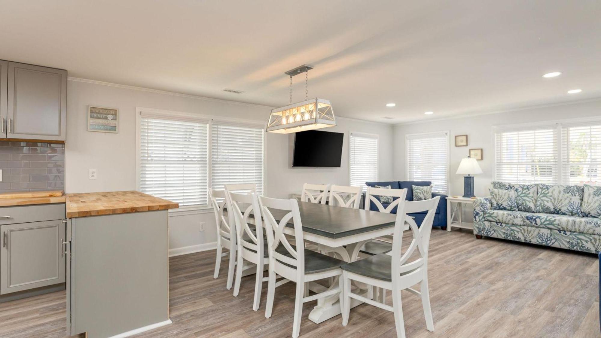 Dollar - 3rd Row - Ocean Drive Section Holiday home Myrtle Beach