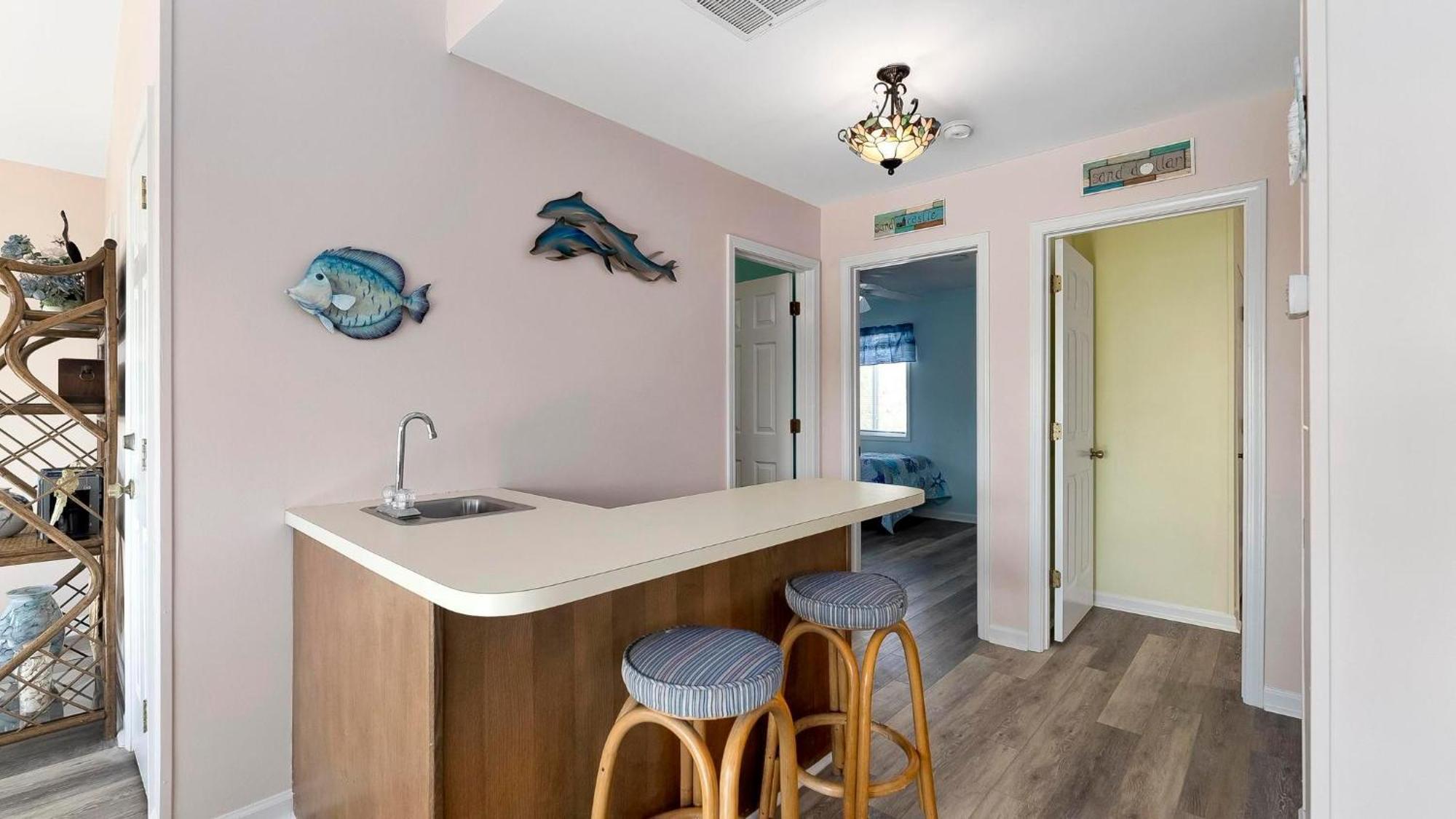 Perrin Place C - 3rd Row - Ocean Drive Section *