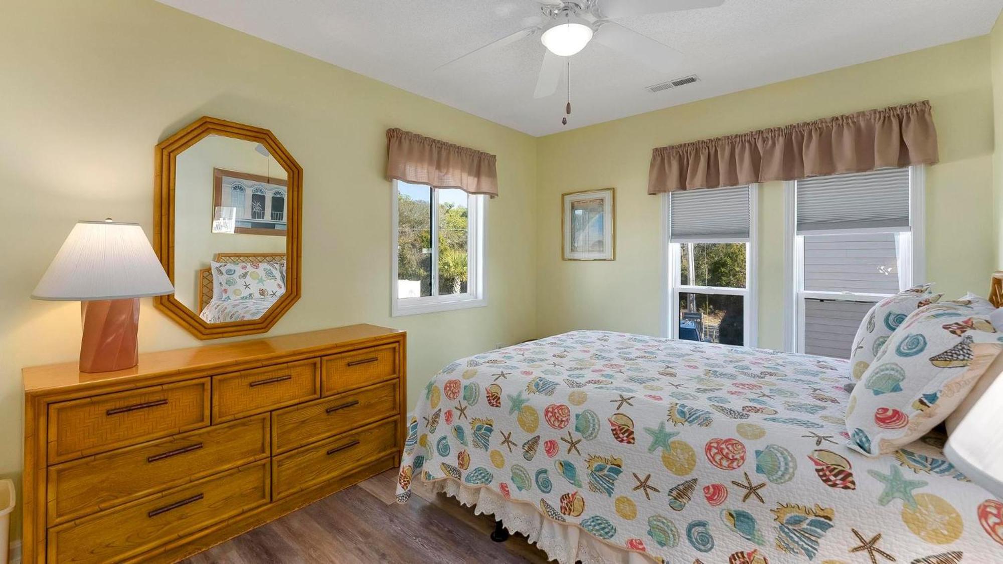 Holiday home Perrin Place C - 3rd Row - Ocean Drive Section